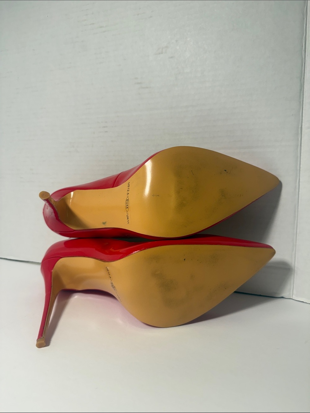 Red Patent Pointed-Toe High Heel Pumps - Picture 4 of 8